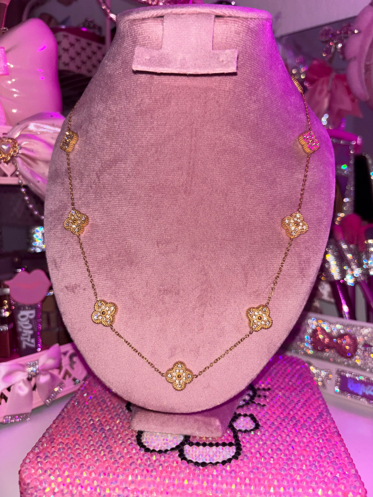 Gold diamond Clover long necklace