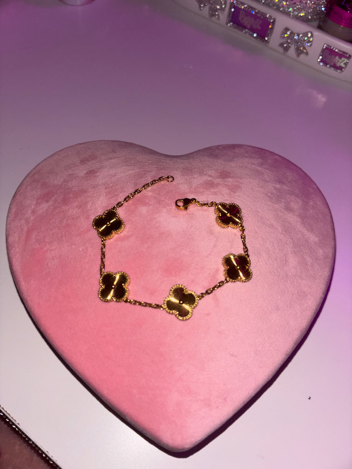 Gold clover bracelet