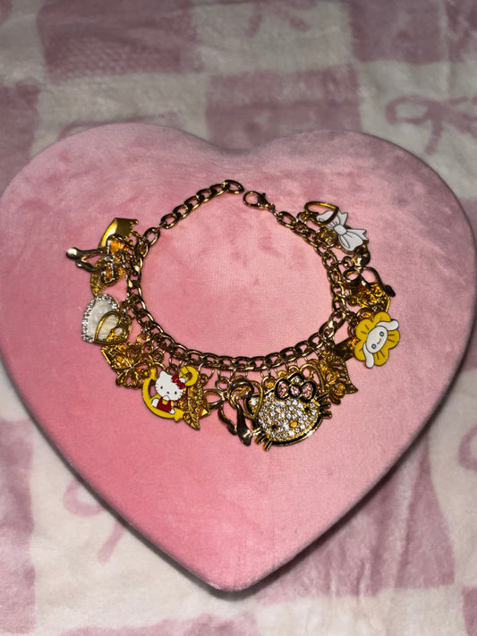 Gold YELLOW HELLO KITTY Charms bracelet