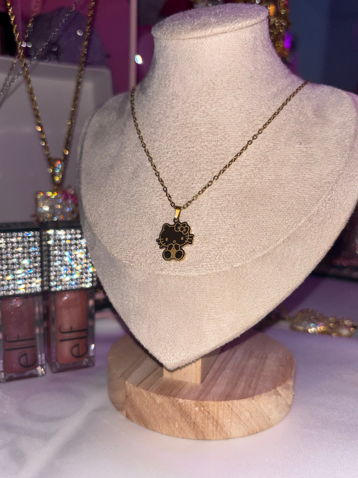 Gold HELLO KITTY necklace